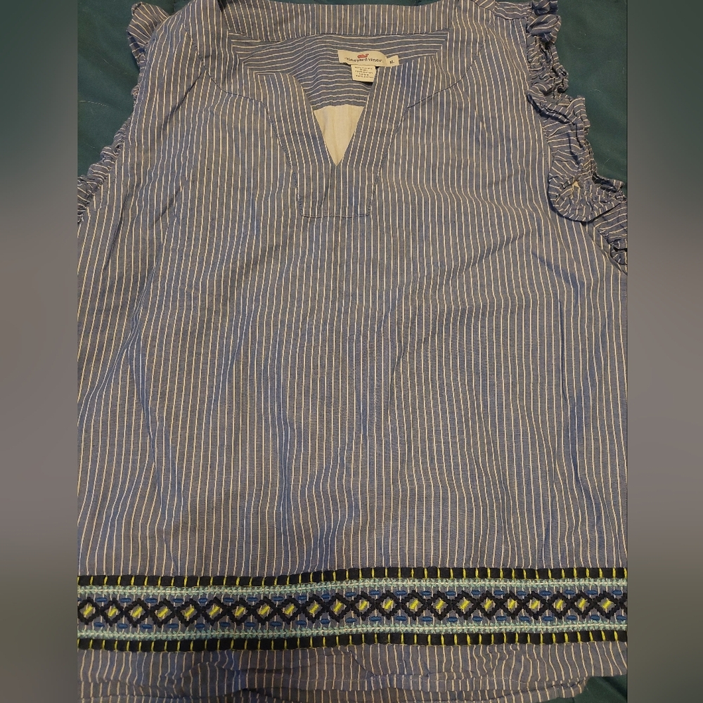 Vineyard Vines Ruffled Blue and White Sleeveless Blouse